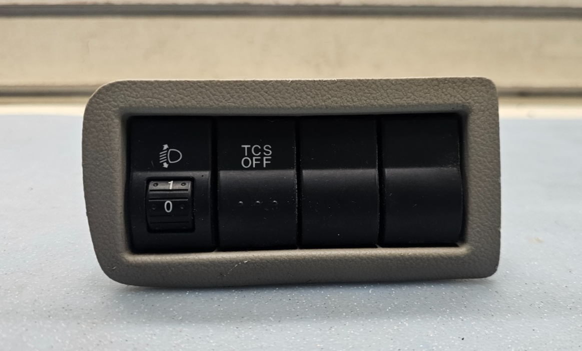 🔥04-12 MAZDA 3 CX-7 CX-9 TRACTION CONTROL SWITCH BUTTON INSTRUMENT PANEL TAN