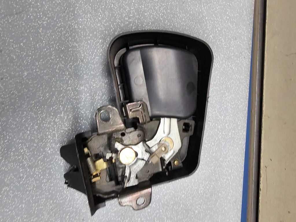 98-02 TOYOTA COROLLA TRUNK LATCH RELEASE ACTUATOR /TC