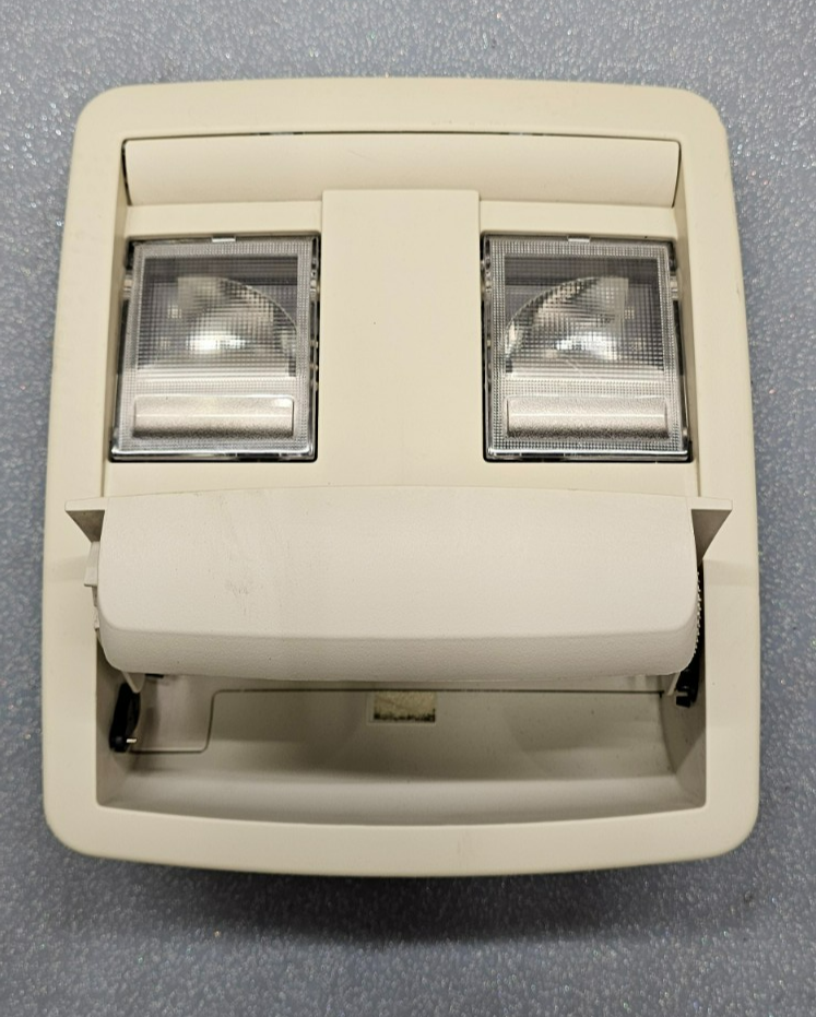 🔥05-10 Jeep Grand Cherokee Overhead Console Dome Map Light Lamp Compartment Tan