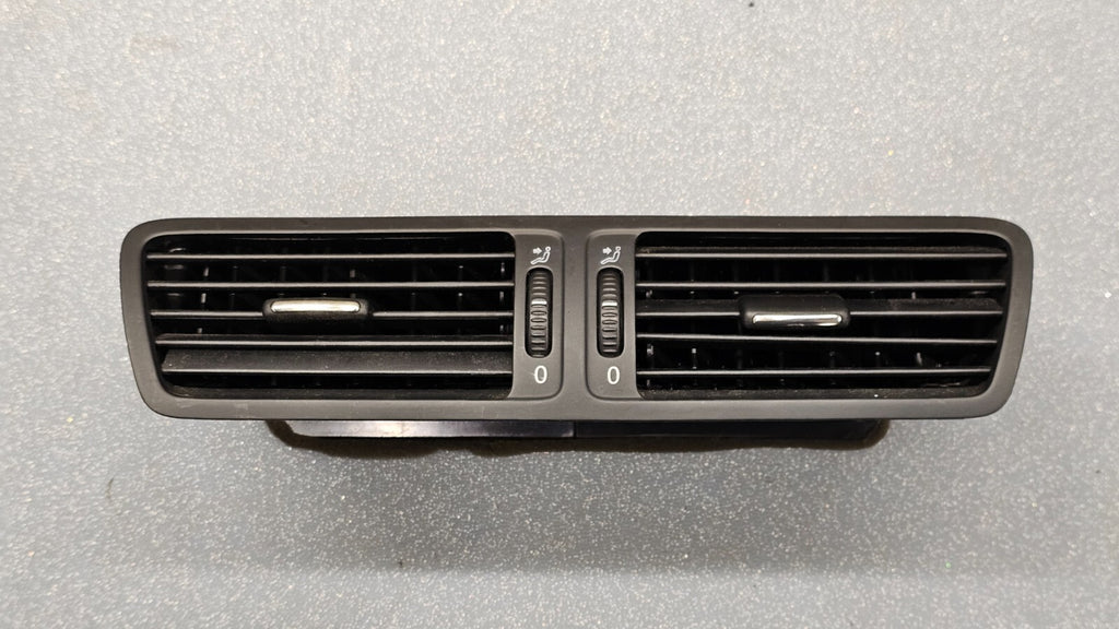 🔥06-10 VW Passat Dash Front Center Air Vent Heater Conditioning Trim Black