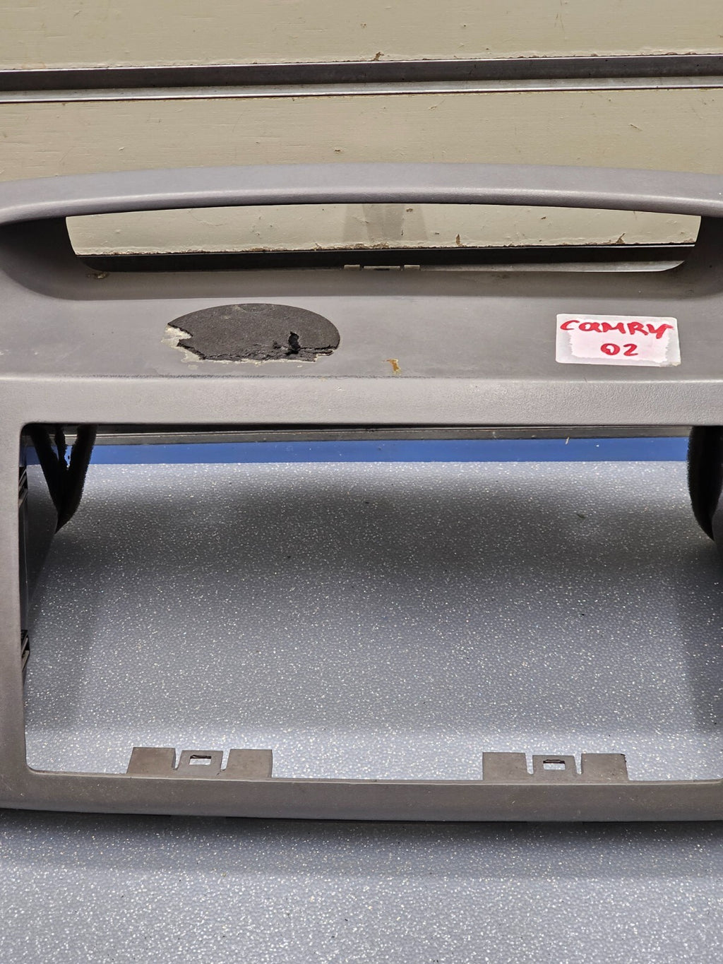 🔥02-06 CAMRY Center Dash AM FM RADIO STEREO BEZEL Trim Panel Assembly LT Gray