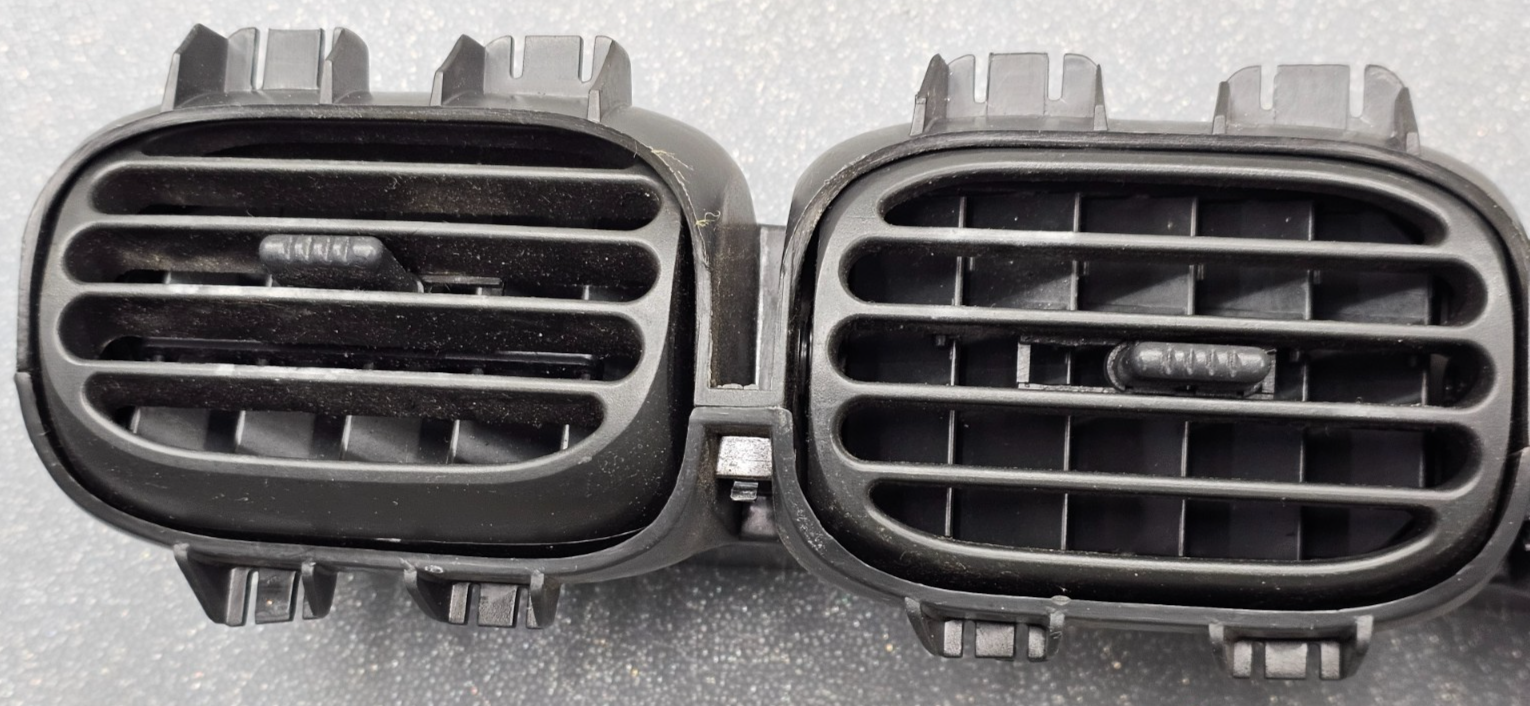 🔥97-03 Pontiac Grand Prix Center Dash Air Vent A/C AC Heater Panel Grille Black