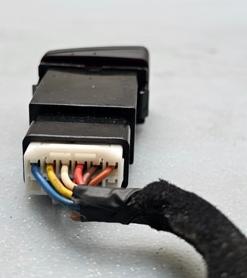 🔥04-09 Hyundai Tucson Hazard Emergency Light Lamp Control Switch Assembly Black
