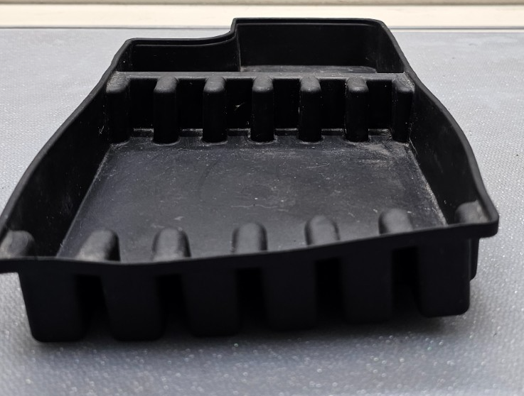 🔥03-06 Cadillac Escalade Center Console Compartment Box Insert Liner CD Holder