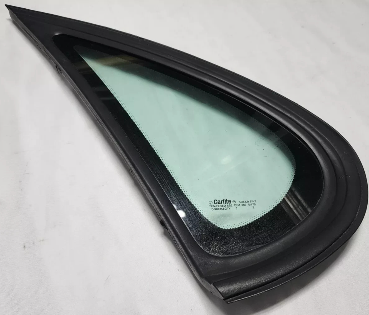 🔥00-07 Ford Taurus  LEFT Driver REAR Quarter Glass OEM