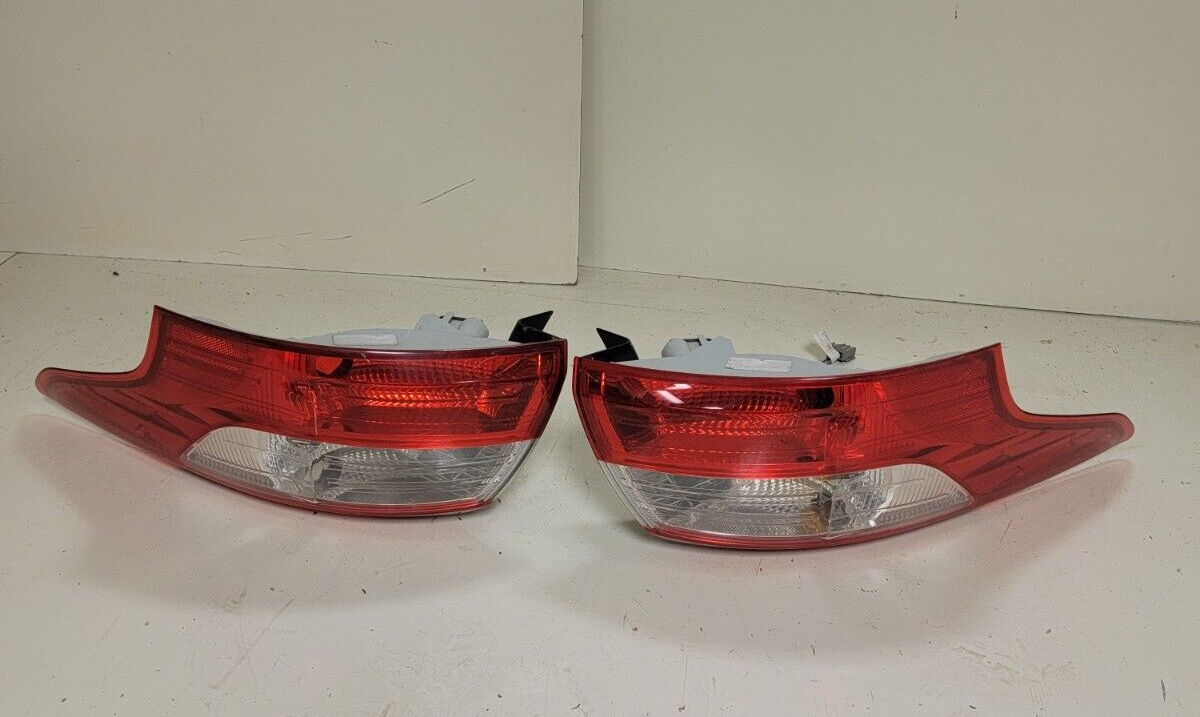 🔥2012-2014 Ford FOCUS Sedan TAILLIGHT Tail Light Lamp  SET