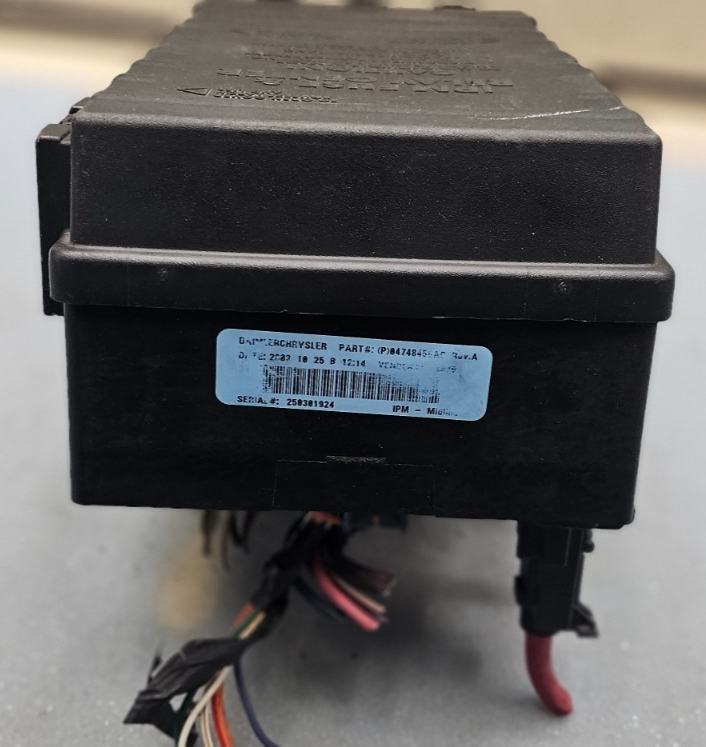 🔥03-06 DODGE GRAND CARAVAN TIPM FUSE BOX JUNCTION MODULE OEM
