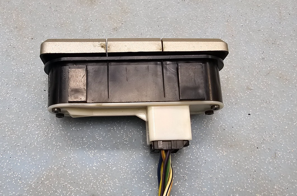 🔥07-10 Lincoln Navigator 5.4L Traction Hazard Trunk Switch Control Silver