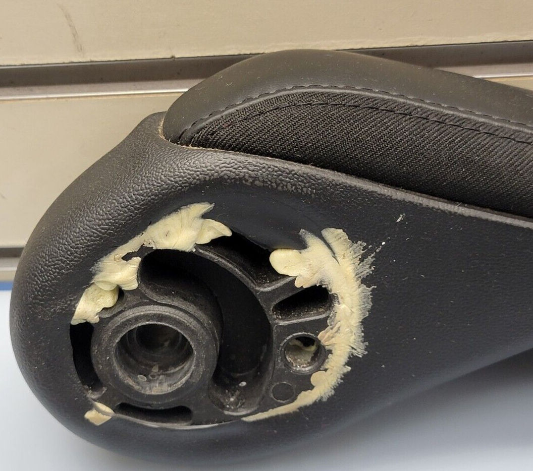 🔥11-20 CARAVAN TOWN & COUNTRY RIGHT PASSENGER SIDE FRONT SEAT ARMREST BLACK