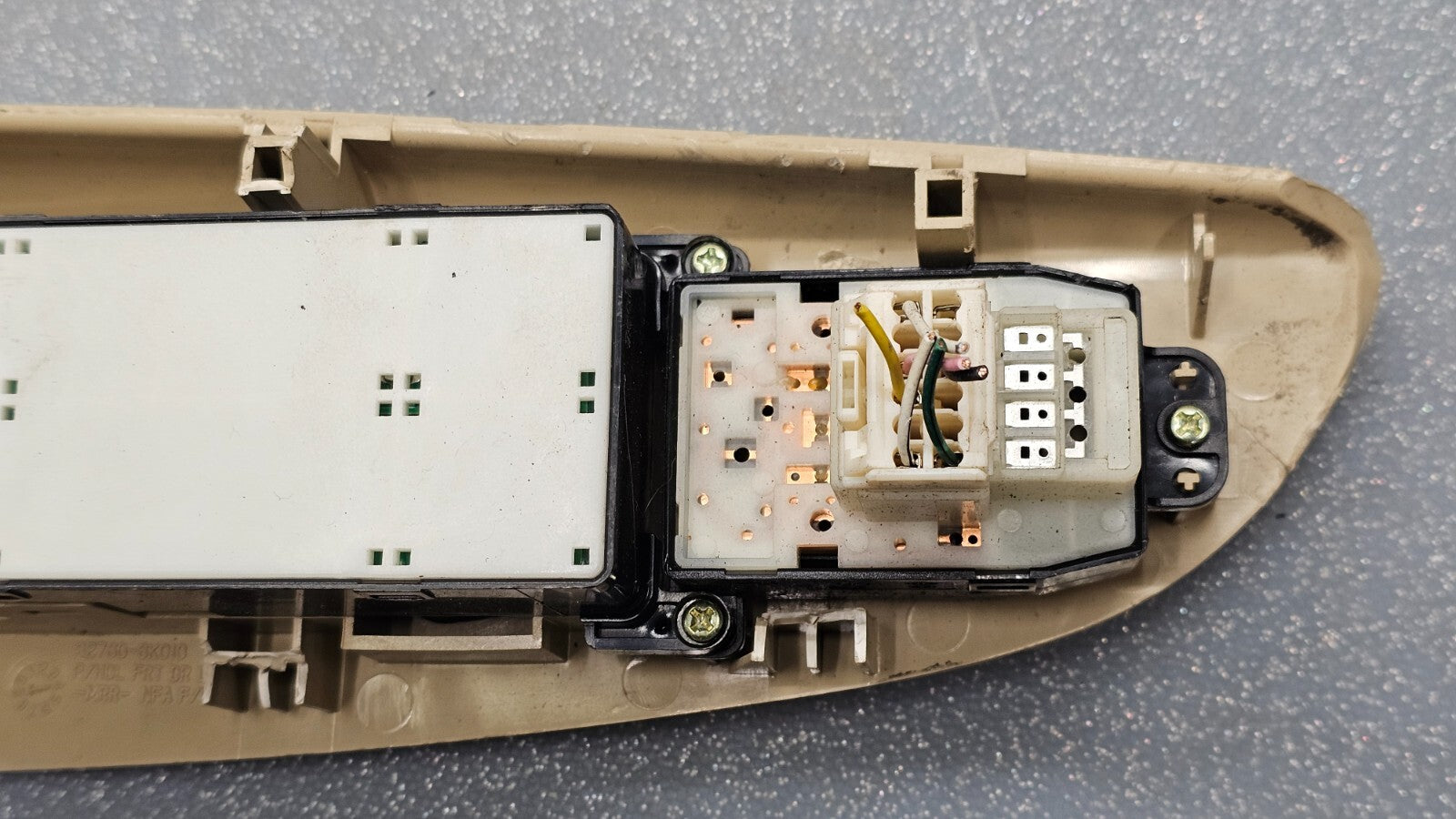 🔥07-10 Hyundai Sonata Left Driver Door Master Power Window Switch Bezel Tan OEM