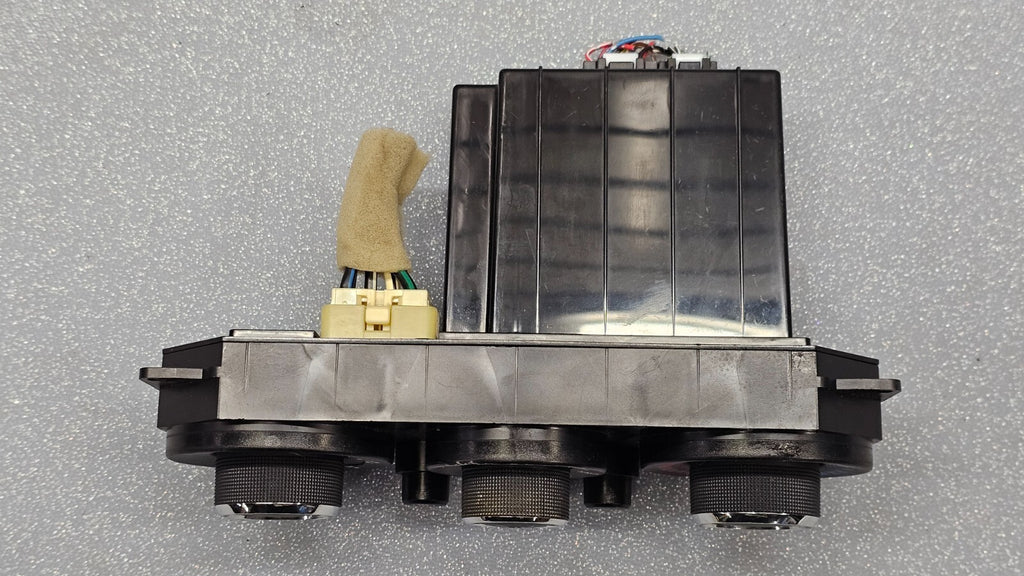 🔥06-11 Mitsubishi Endeavor Dash A/C Heater Climate Temperature Control Unit OEM
