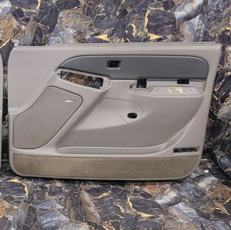 🔥03-06 Silverado SIERRA Door Panel Front RIGHT Passenger/No Arm LIGHT GRAY D5
