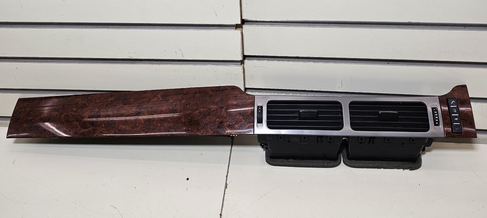 🔥07-13 Suburban TAHOE YUKON Dash Radio Bezel Trim RIGHT Panel w/ Vent WOOD B36