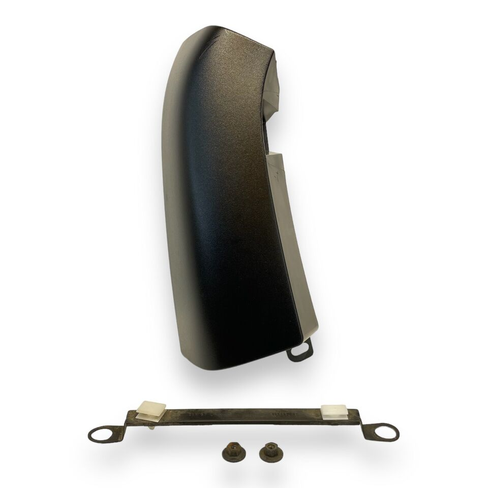 03-23 Chevrolet Express Savana Rear Corner Surround Trim Panel Left Driver Upper
