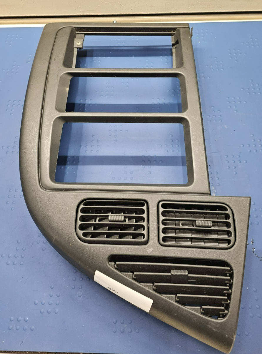 🔥99-02 NISSAN QUEST CENTER DASH RADIO CLIMATE CONTROL TRIM COVER PANEL SILVER