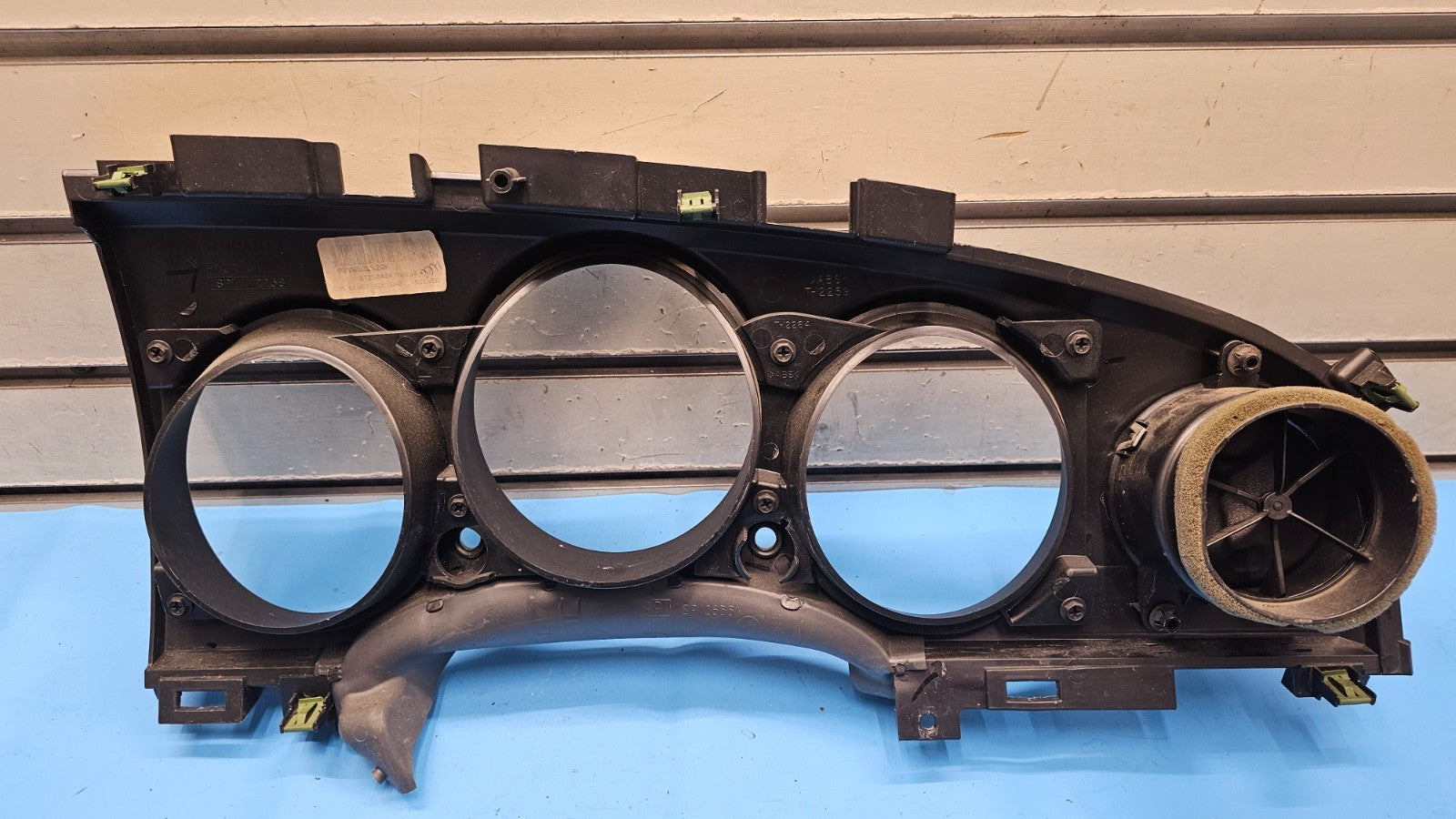 🔥01 -05 CHRYSLER PT CRUISER DASH INSTRUMENT SPEEDOMETER CLUSTER BEZEL SILVER