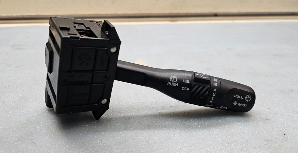 🔥2004-2008 PACIFICA/JEEP GRAND CHEROKEE  WINDSHIELD WIPER SWITCH USED OEM WS300