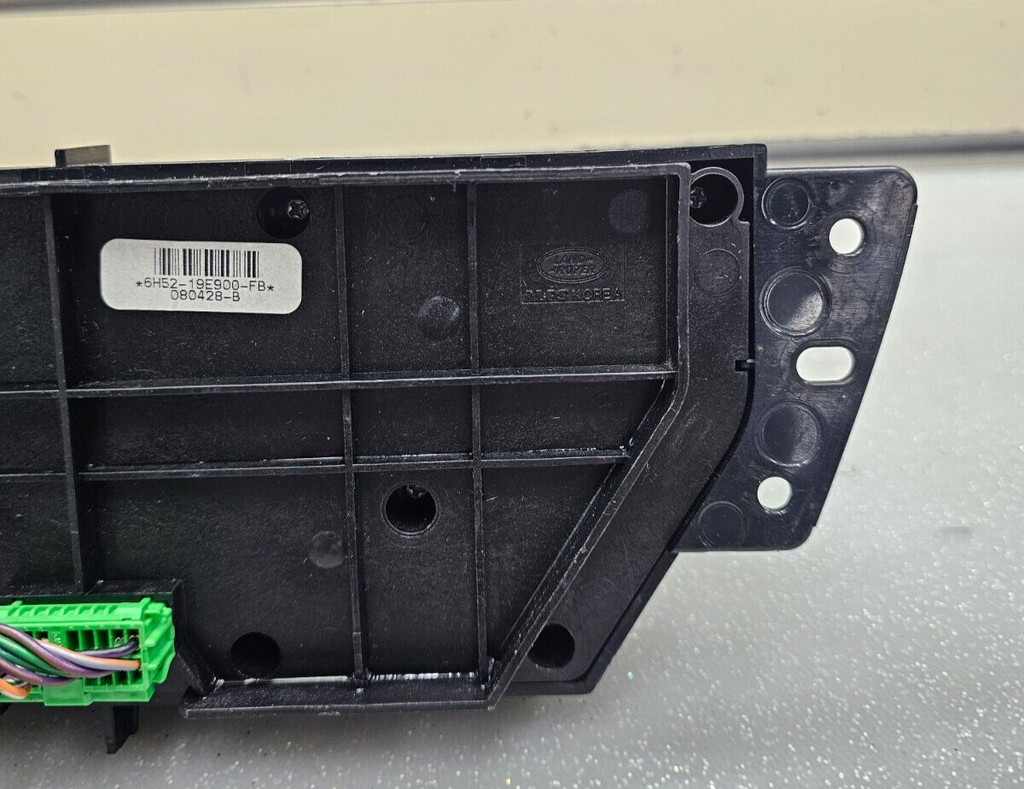08-09 Land Rover LR2 Dash Front A/C Heater Climate Temperature Control Unit OEM