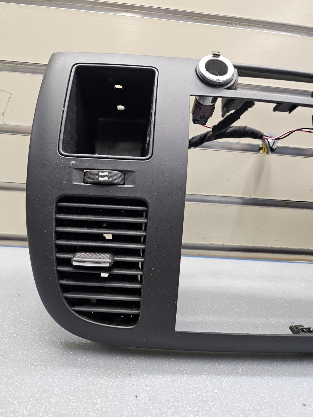 🔥07-14 Silverado SIERRA Center Dash Radio Bezel AC Climate Trim Panel BLACK B6