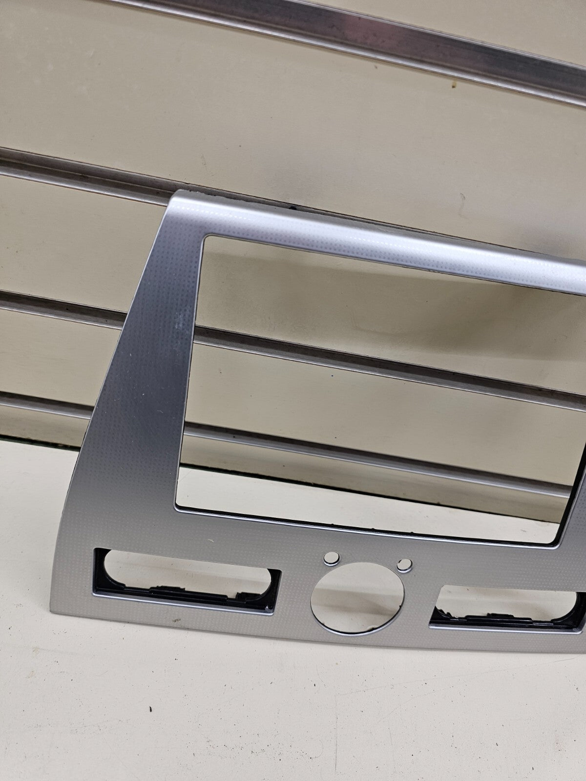 06-09 Ford Fusion Mercury Milan Front Center Dash Trim Panel Radio Bezel SILVER
