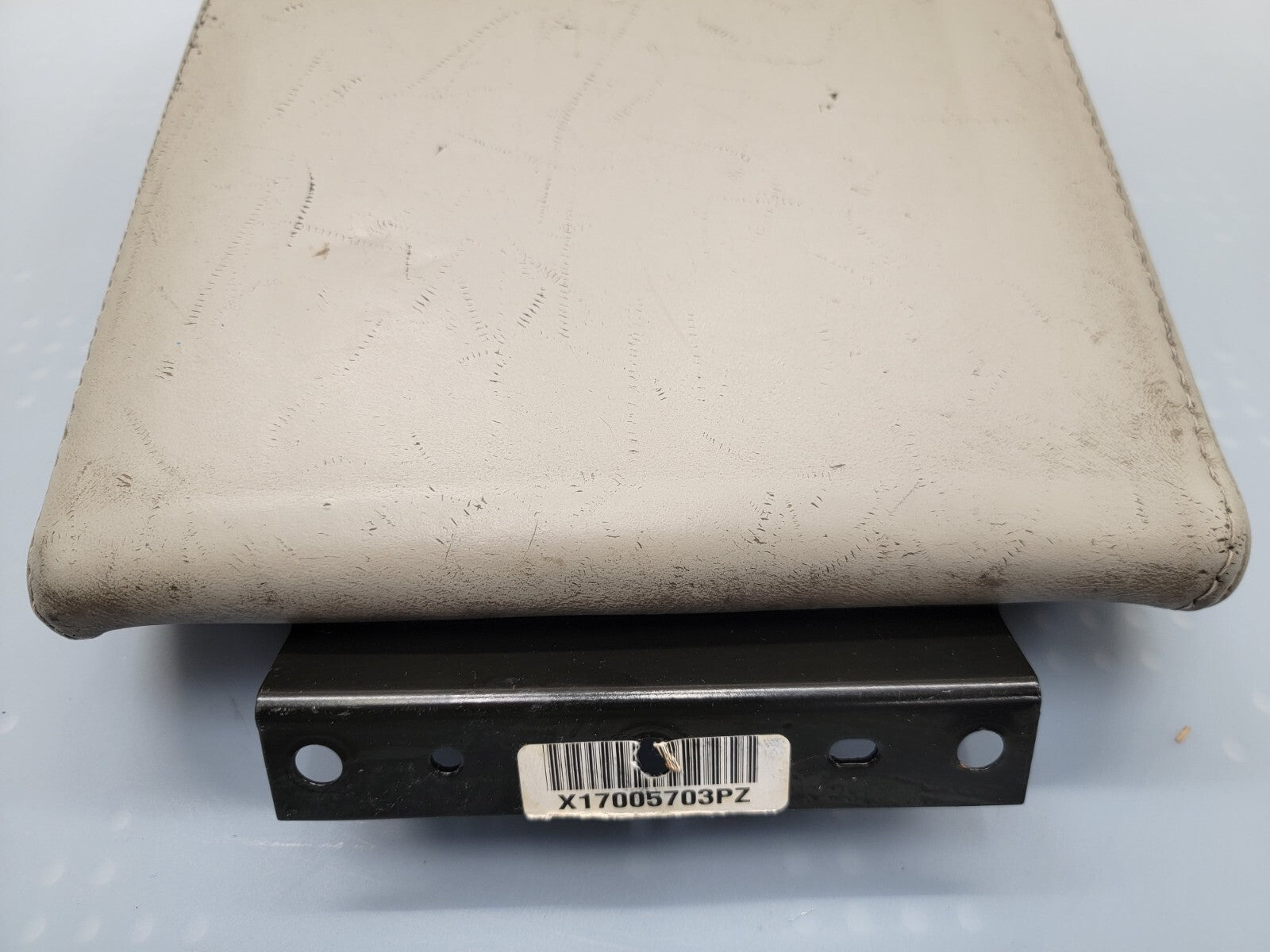 🔥2006-2010 Jeep Commander Center Console Armrest Lid Assembly OEM Gray