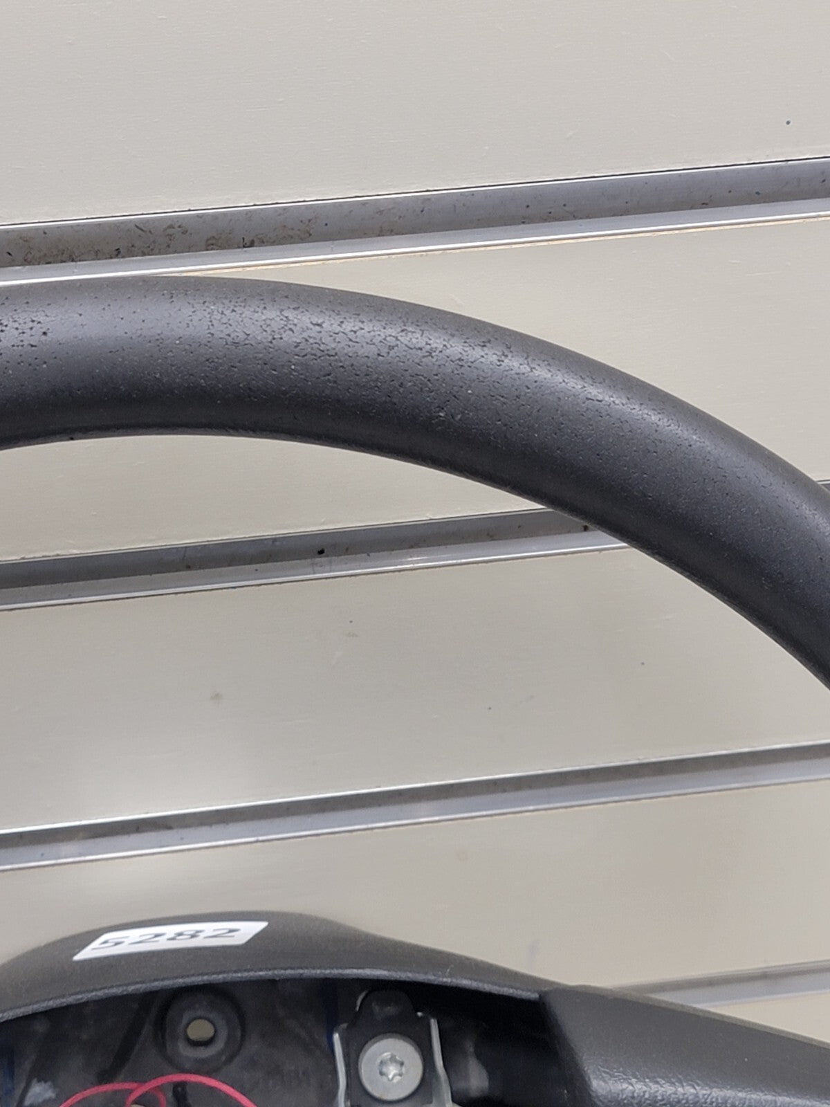 🔥03-06 SILVERADO SIERRA YUKON TAHOE SUBURBAN STEERING WHEEL LEATHER BLACK