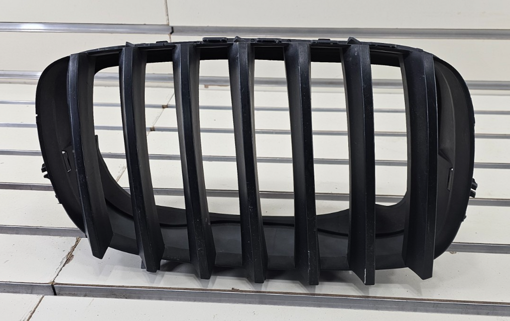 🔥2007-2013 BMW X5 RIGHT HOOD FRONT GRILLE RH SIDE OEM BLACK