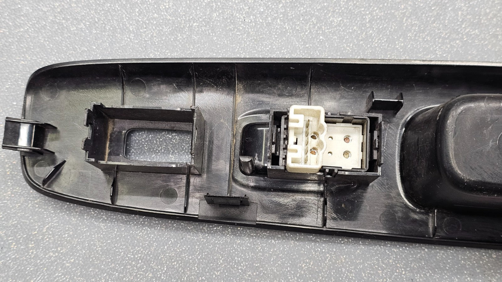 🔥02-06 Camry Scion XB Upper Front Right Passenger Window Door Switch Black