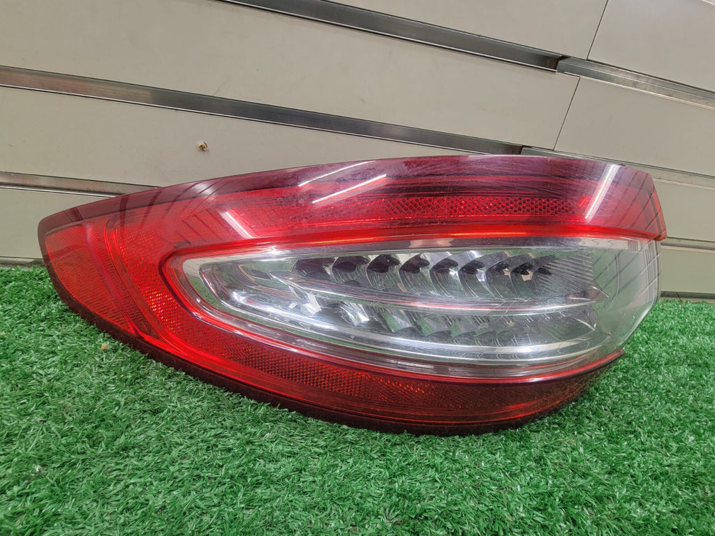 🔥13-16 Ford Fusion Right Passenger LED Tail Light Assembly Lamp Chrome OEM
