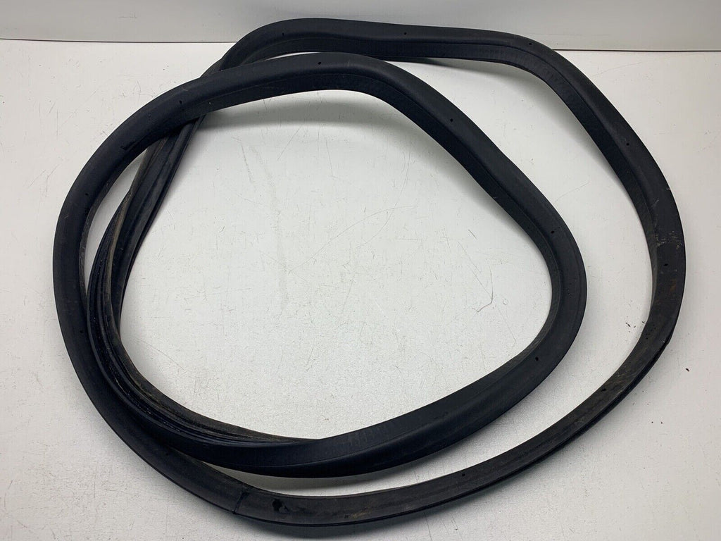 🔥2003-2007 CADILLAC CTS Trunk Weather Stripping OEM