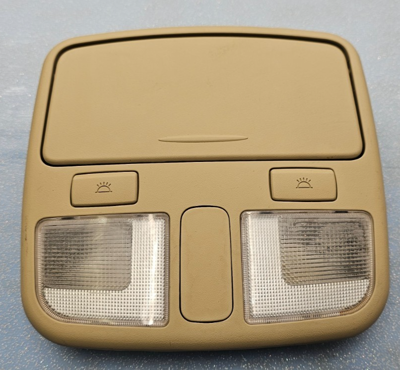 06-10 Hyundai Sonata Overhead Console Dome Map Light Lamp Storage Assembly TAN