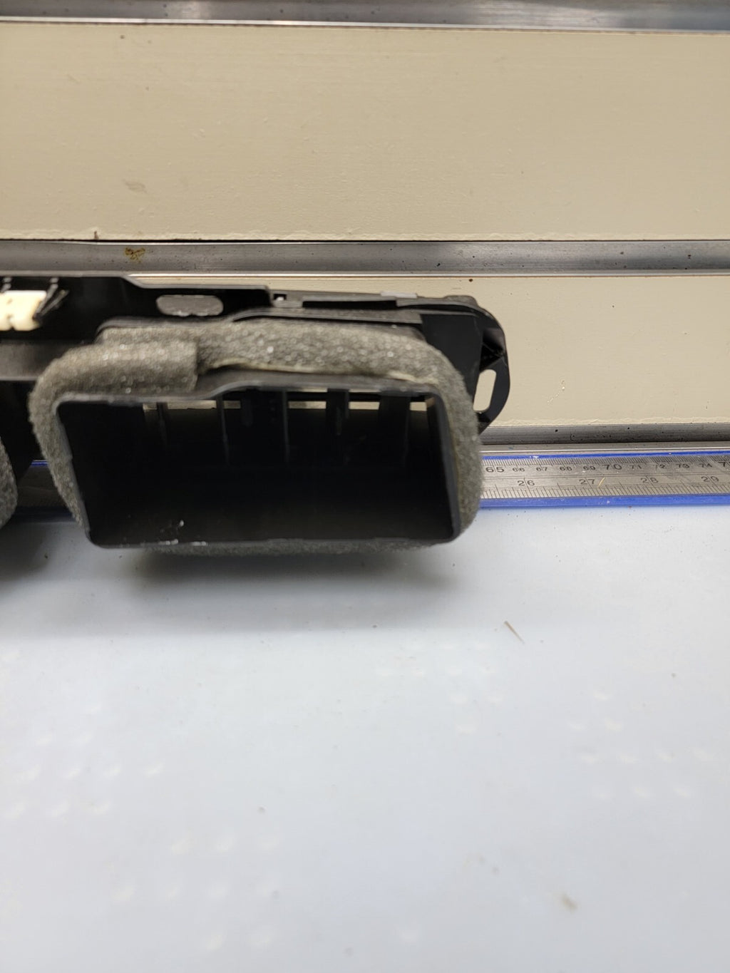 🔥13-20 FORD FUSION Ford Fusion Front Center Dash A/C Air Vent W/ Hazard OEM