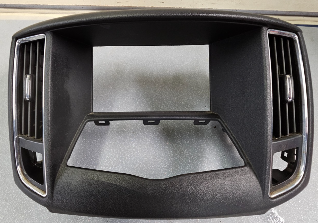 09-14 Maxima Dash Radio Stereo Display Navigation Control Bezel Trim Panel Black