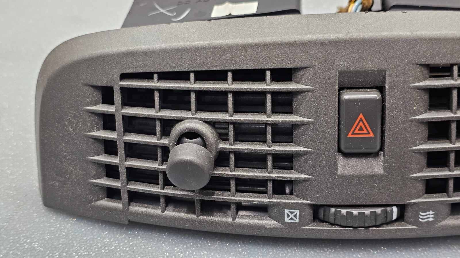 🔥03-07 CADILLAC CTS FRONT Center Dash Dual Air Vent Heater Conditioning Black