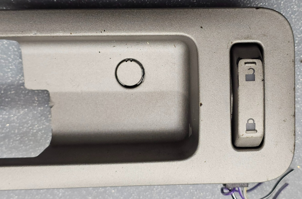 06-09 Fusion Milan MKZ Zephyr Front Left Driver Door Handle Bezel Switch Silver