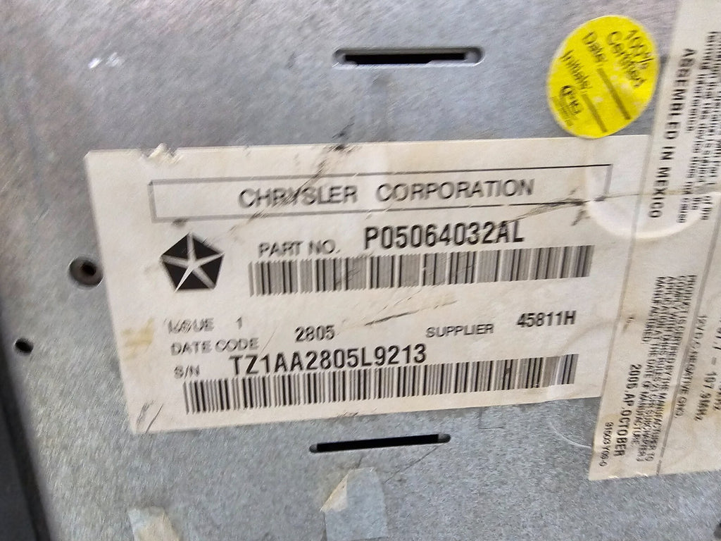 🔥2004-2010 Jeep Dodge Chrysler Front Dash Radio AM FM CD Aux Input OEM