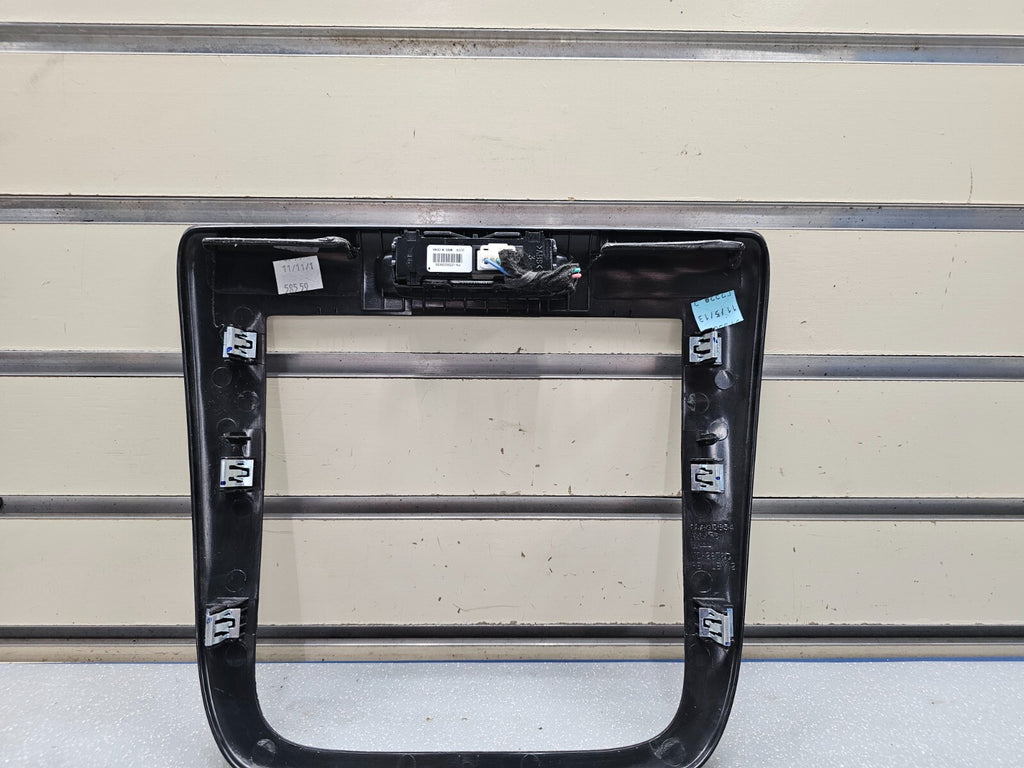 06-13 Chevy Impala Center Dash AM FM Radio Stereo Trim Panel Bezel Woodgrain OEM