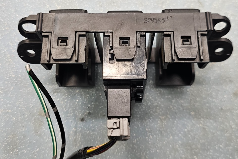 🔥04-11 NISSAN TITAN ARMADA DASH TOW MODE POWER SWITCH BUTTON ASSEMBLY BLACK OEM