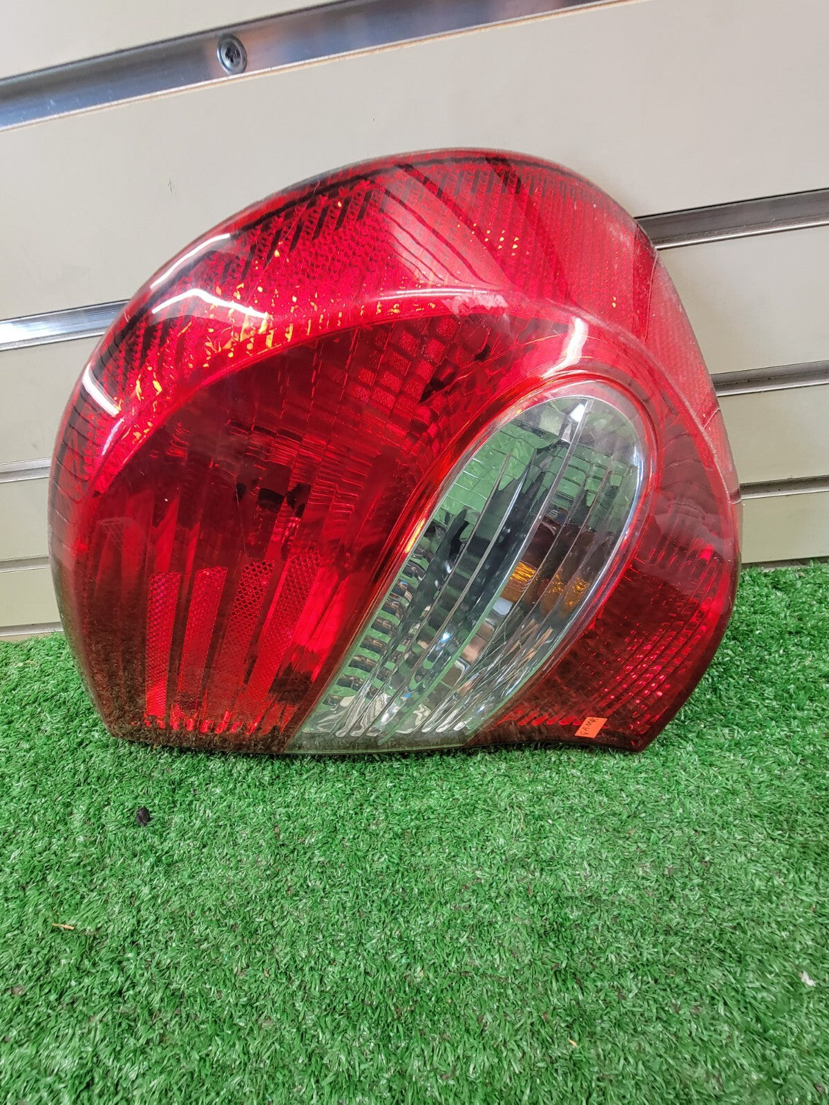 🔥2002-2004 TOYOTA CAMRY LEFT DRIVER TAIL LIGHT LAMP OEM HALOGEN