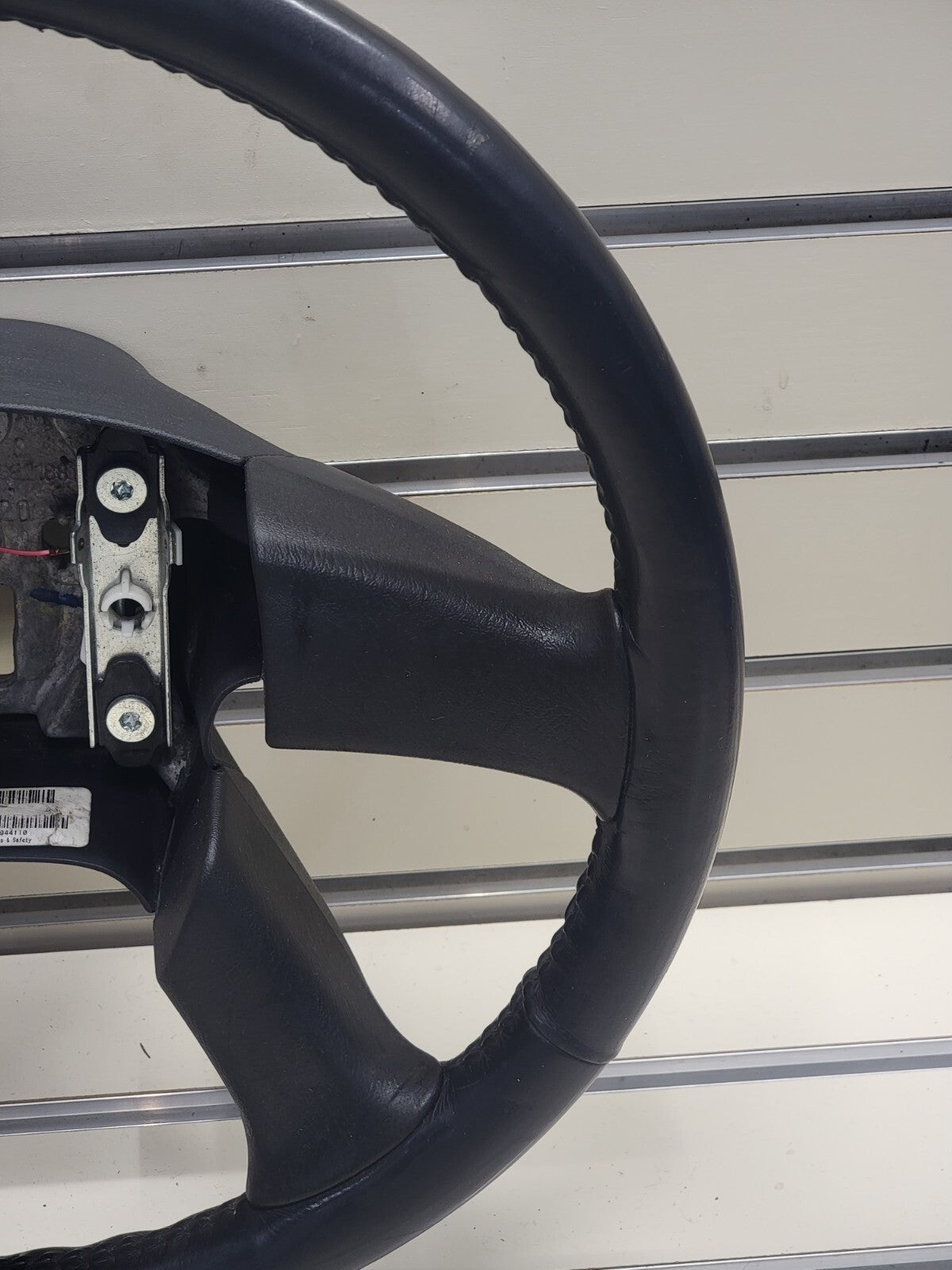🔥03-06 SILVERADO SIERRA YUKON TAHOE SUBURBAN STEERING WHEEL LEATHER BLACK