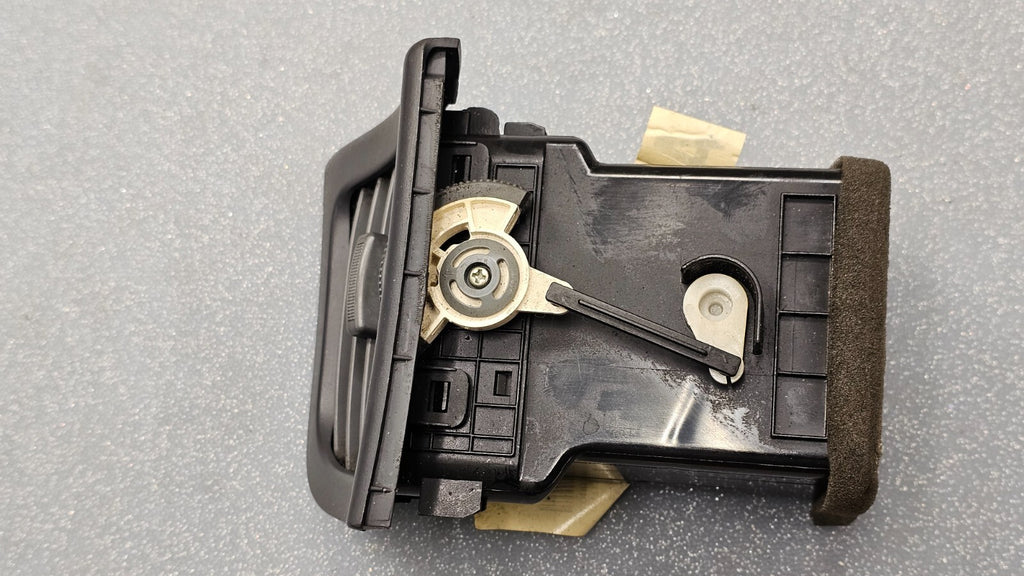 01-06 BMW E46 325 330 M3 LEFT DRIVER DASH AC AIR VENT HEATER CONDITIONING BLACK