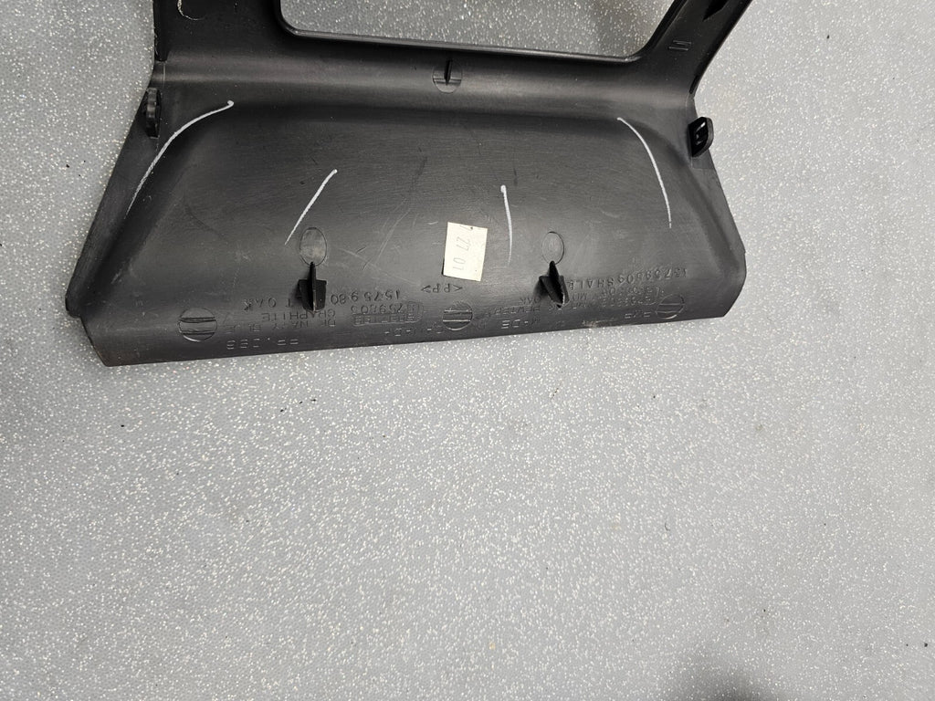 🔥99-02 SILVERADO TAHOE SIERRA CENTER CONSOLE FRONT LOWER CUBBY BEZEL STORAGE