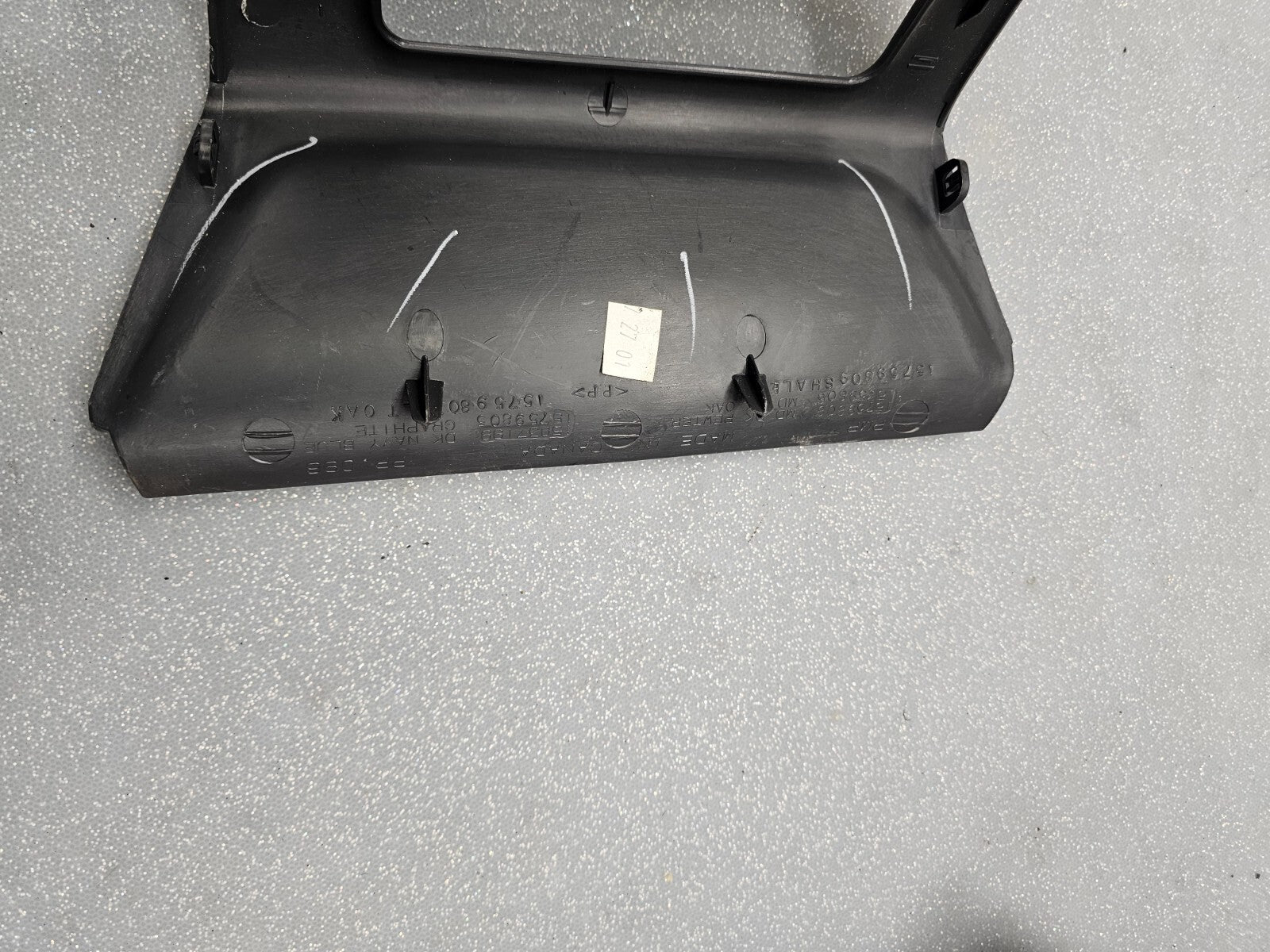 🔥99-02 SILVERADO TAHOE SIERRA CENTER CONSOLE FRONT LOWER CUBBY BEZEL STORAGE
