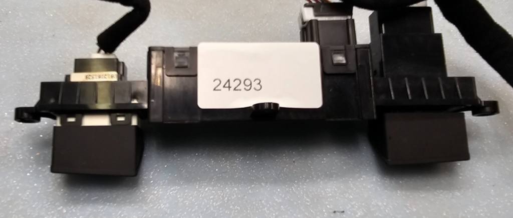 🔥05-10 Kia Sportage Hazard Switch Control Dash Clock Display Time Black