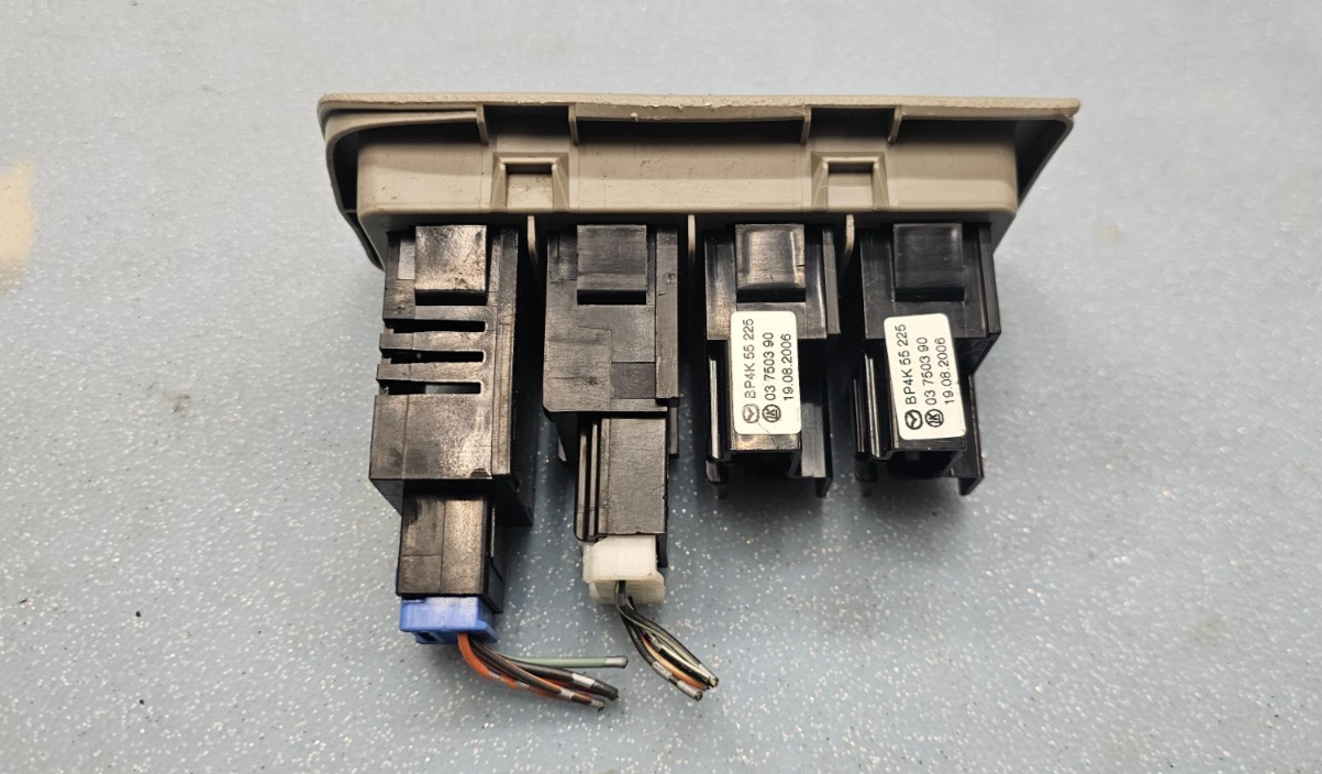 🔥04-12 MAZDA 3 CX-7 CX-9 TRACTION CONTROL SWITCH BUTTON INSTRUMENT PANEL TAN