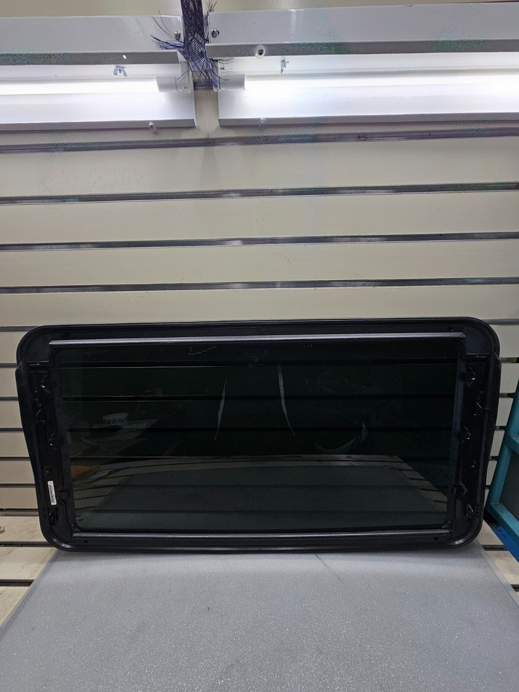 🔥2005-2010 Chrysler 300 Sunroof Moonroof Glass Motorized Retractible Assembly