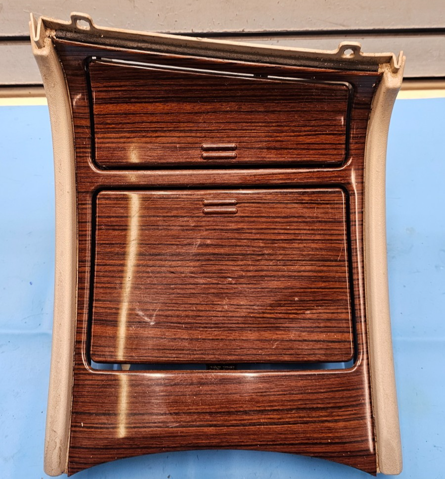 🔥01-02 Cadillac Escalade Lower Center Console Woodgrain Cup Holder Bezel