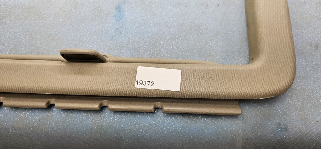 🔥2006-2009 Jeep Commander Right Passenger Side Rear Window Trim Molding TAN OEM