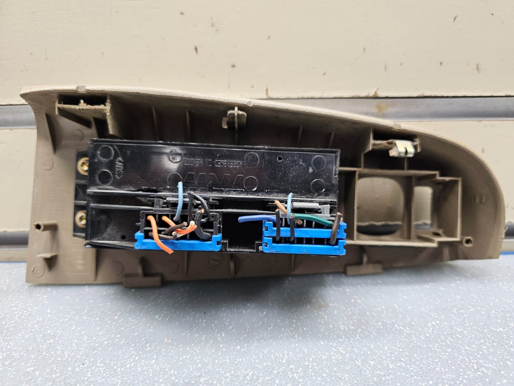 🔥99-02 Silverado SIERRA LEFT Driver Master Door Power Window Switch Tan WS4