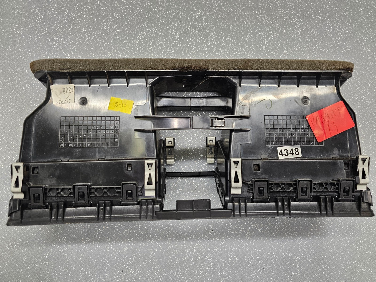 🔥13 Volks. Passat Center Dash AirVent Assembly CLIMATE CONTROL CONDITIONER